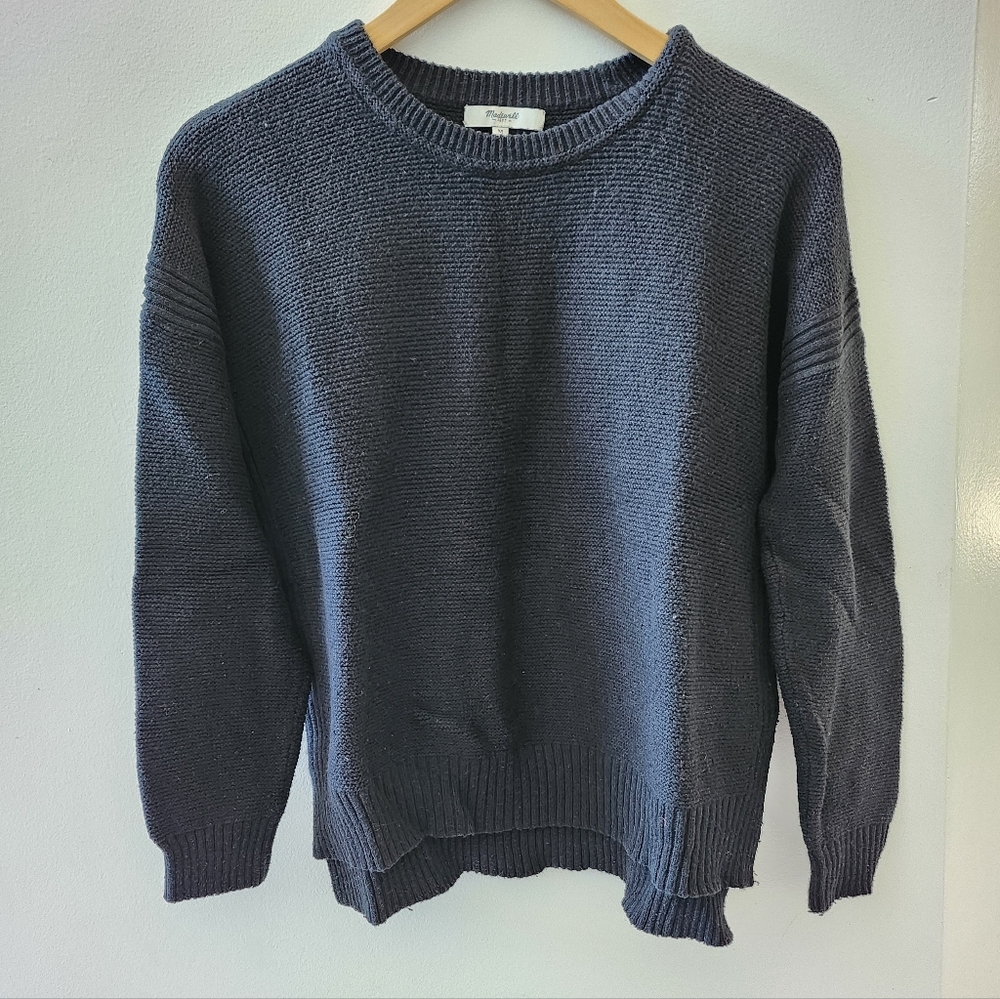 EUC M Ribbed Black Sweater - Picture 3 of 10